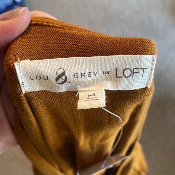 NWT Lou & Grey Brown Long Sleeved Shirt w/ Knot at Bottom Super Soft - Picture 7 of 7